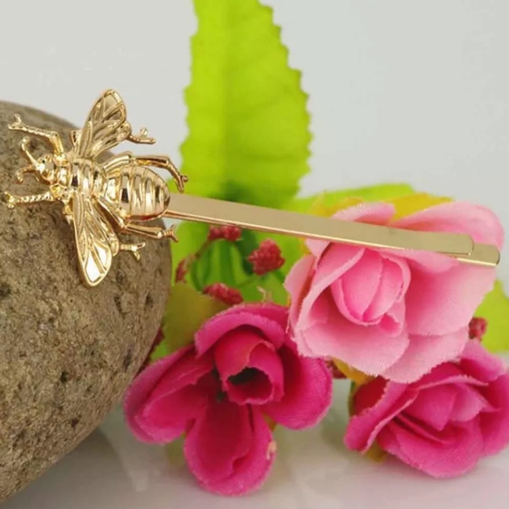 ☆Dizzy Bee☆ Hair Pins - Picture 2 of 3